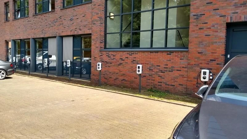 Laadpaal op kantoor